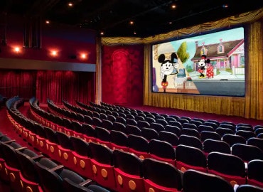 Vacation Fun – An Original Animated Short With Mickey & Minnie at Hollywood Studios