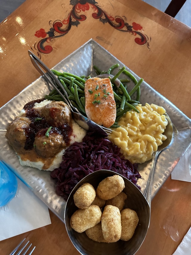 Akershus Royal Banquet Hall: Princess Storybook Dining - Food