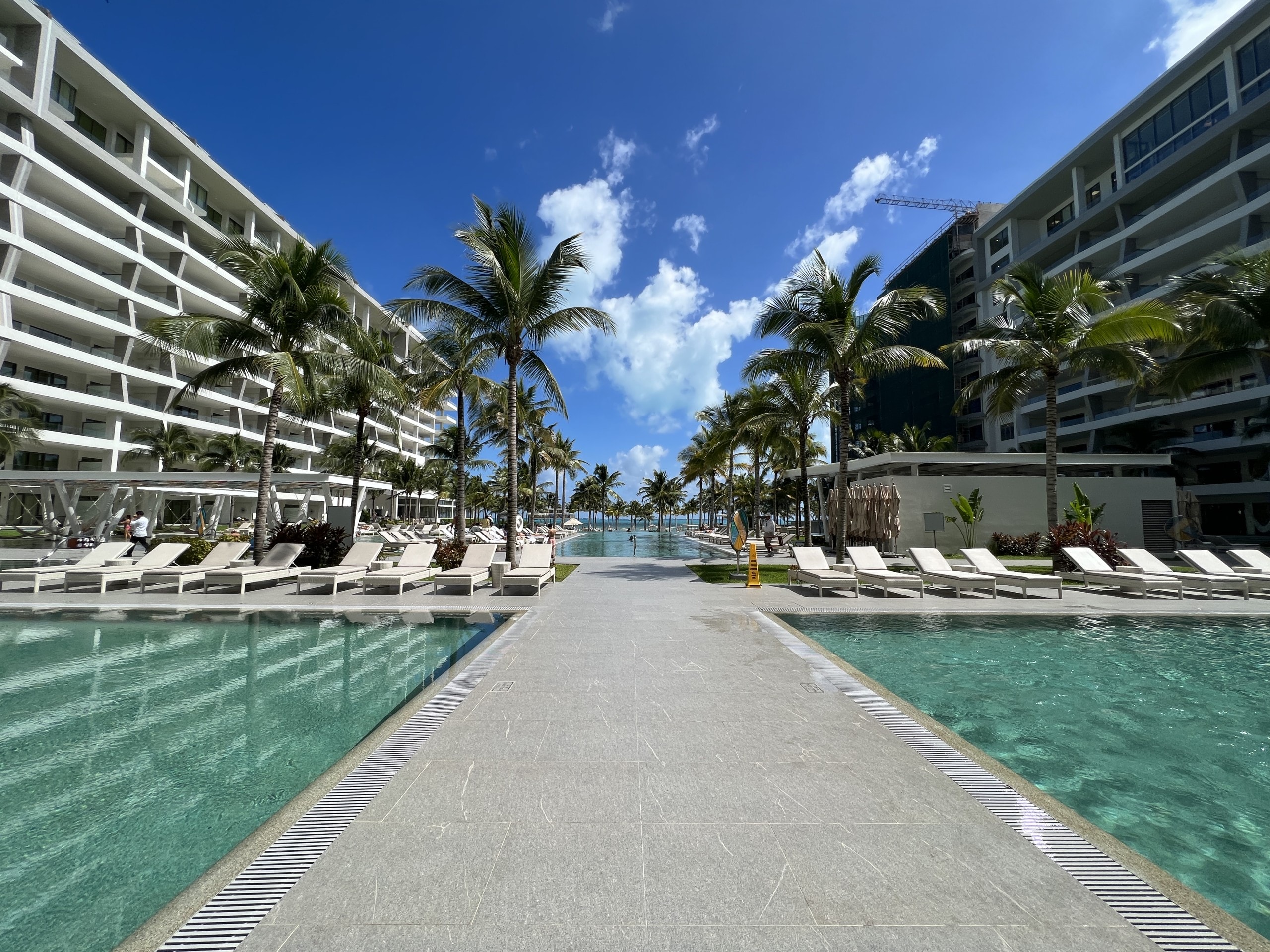 Unpacking Cancun’s Luxe Life: Garza Blanca and Hotel Mousai